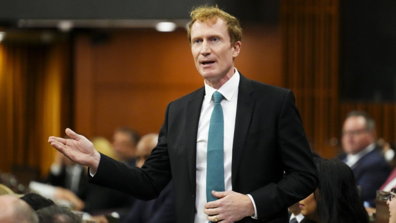 Immigration Policy Shift: Canada to Refocus on Diversity and Quality