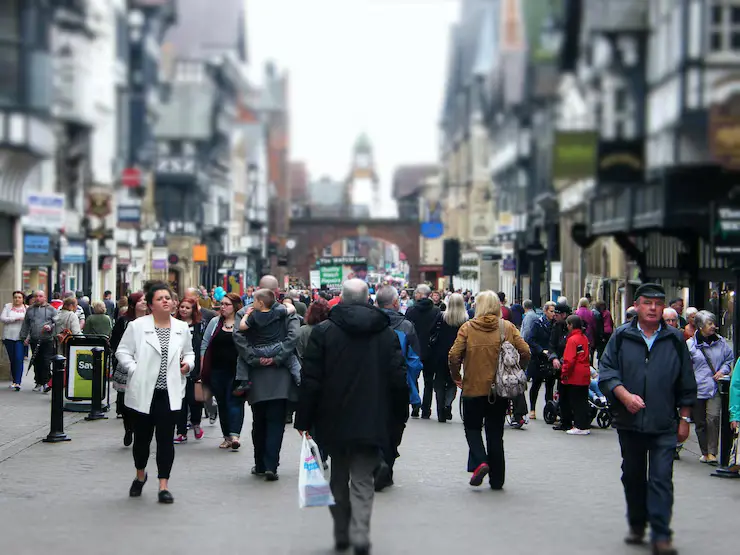 Canada Faces Stagnant Population Growth Amid Stricter Immigration Rules